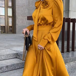 Fashion Retro Lace-up Velvet Dress