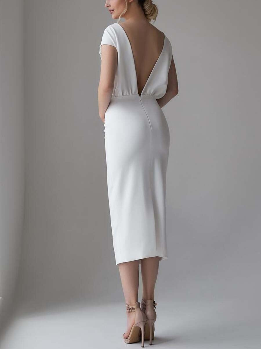 White Round Neck Pearl Buckle Bag Hip Skirt Dress