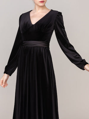 Black Sheath-Column Floor Length Velvet Dress